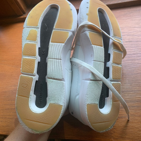 The Roger tennis-inspired sneaker with CloudTec®. Developed with Roger Federer - Picture 9 of 10